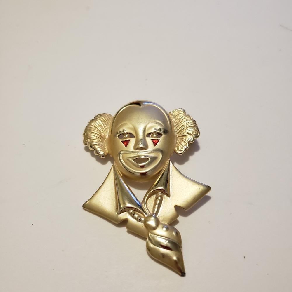 Vintage Gold Tone Circus Clown with Tears Brooch P